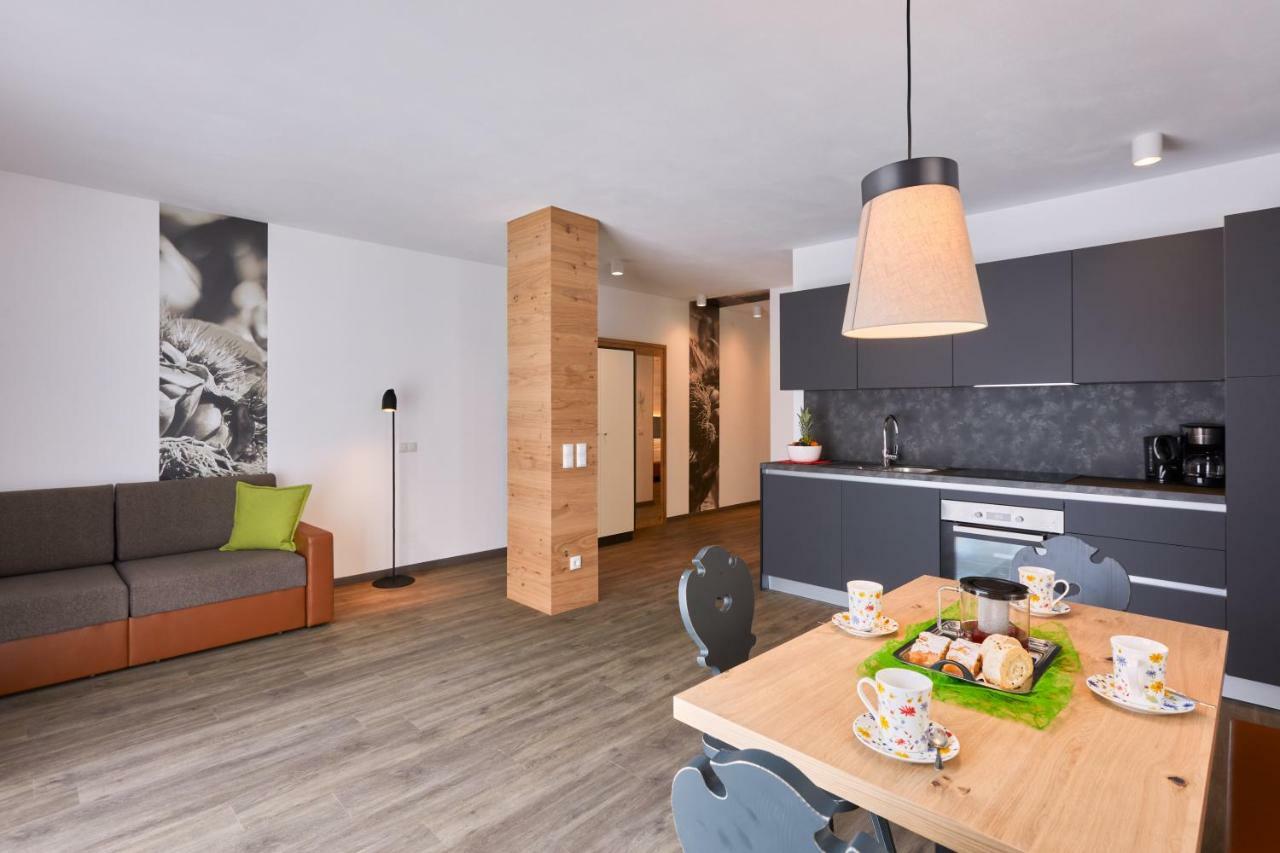 Residence Laitacherhof - Modern Apartments With Outside Pool And Sauna Chiusa Eksteriør bilde